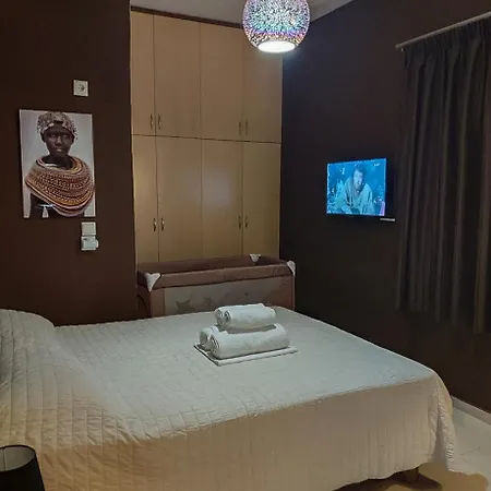 Apartment Luxury Seaside House In Mades Heraklion