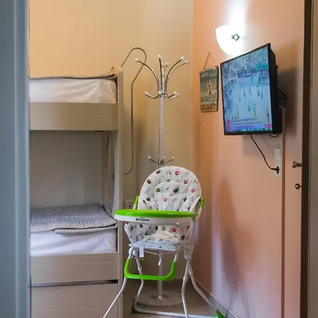 Apartment Luxury Seaside House In Mades Heraklion