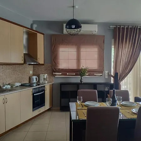 Apartment Luxury Seaside House In Mades Heraklion Agia Pelagia (Kreta)