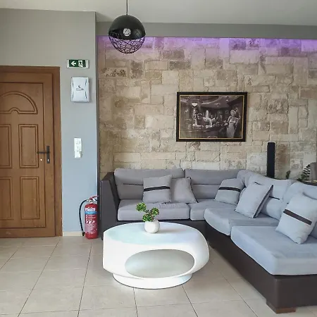 Luxury Seaside House In Mades Heraklion * Agia Pelagia (Kreta)